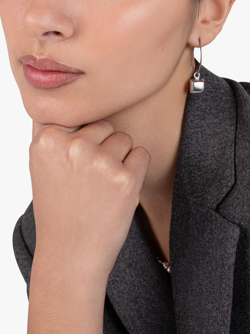 Andea silver cube drop earrings 3.8x8cm, imported from the UK