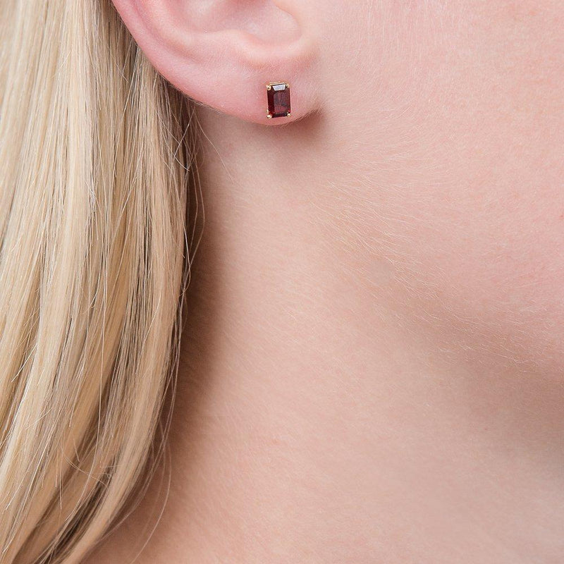 E.W Adams 9ct yellow gold garnet stud earrings, UK version
