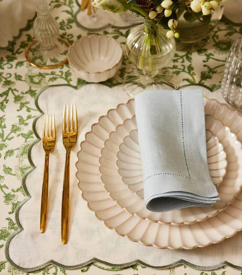 Maison Margaux shell dinner plates set of 4 26cm, UK version