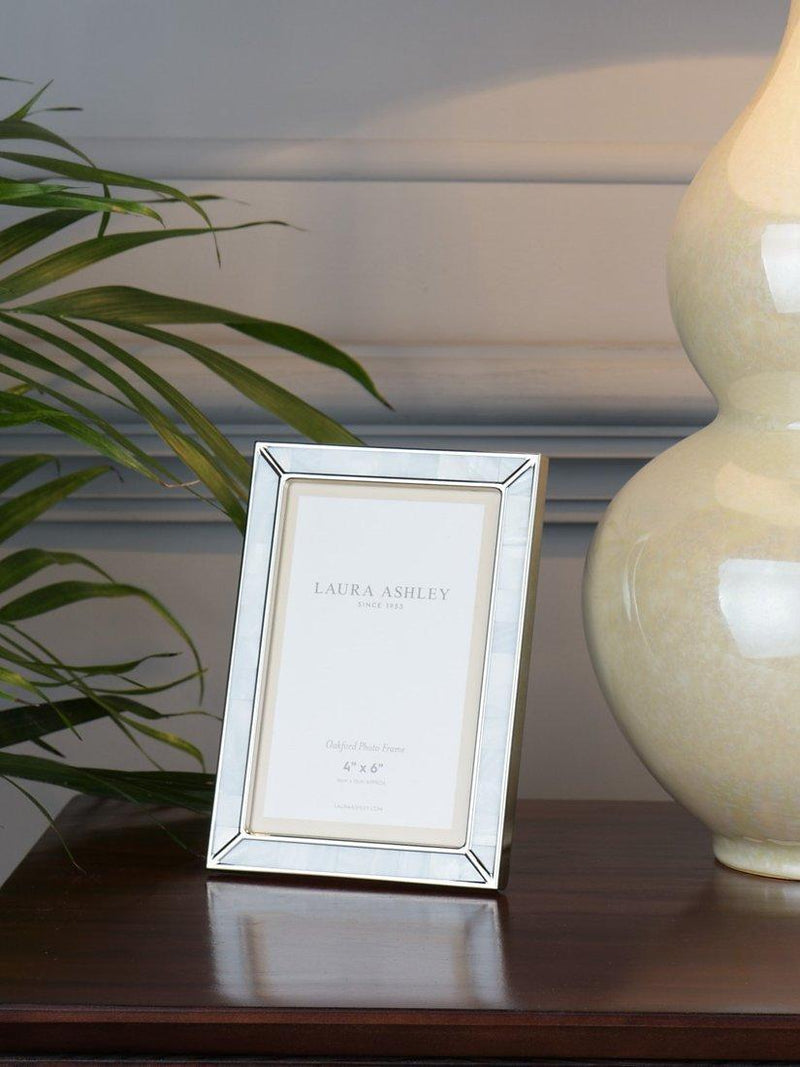 Laura Ashley Oakford mother of pearl photo frame (British brand)