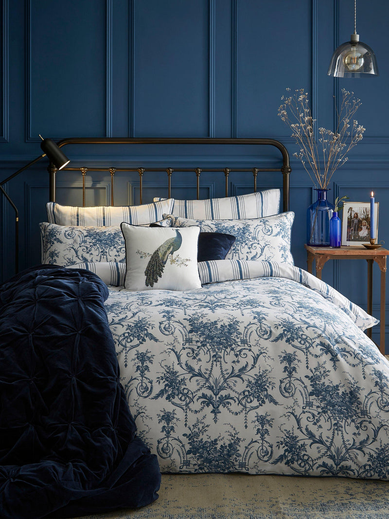 Laura Ashley Tuileries reversible 200 thread count duvet cover set, UK version