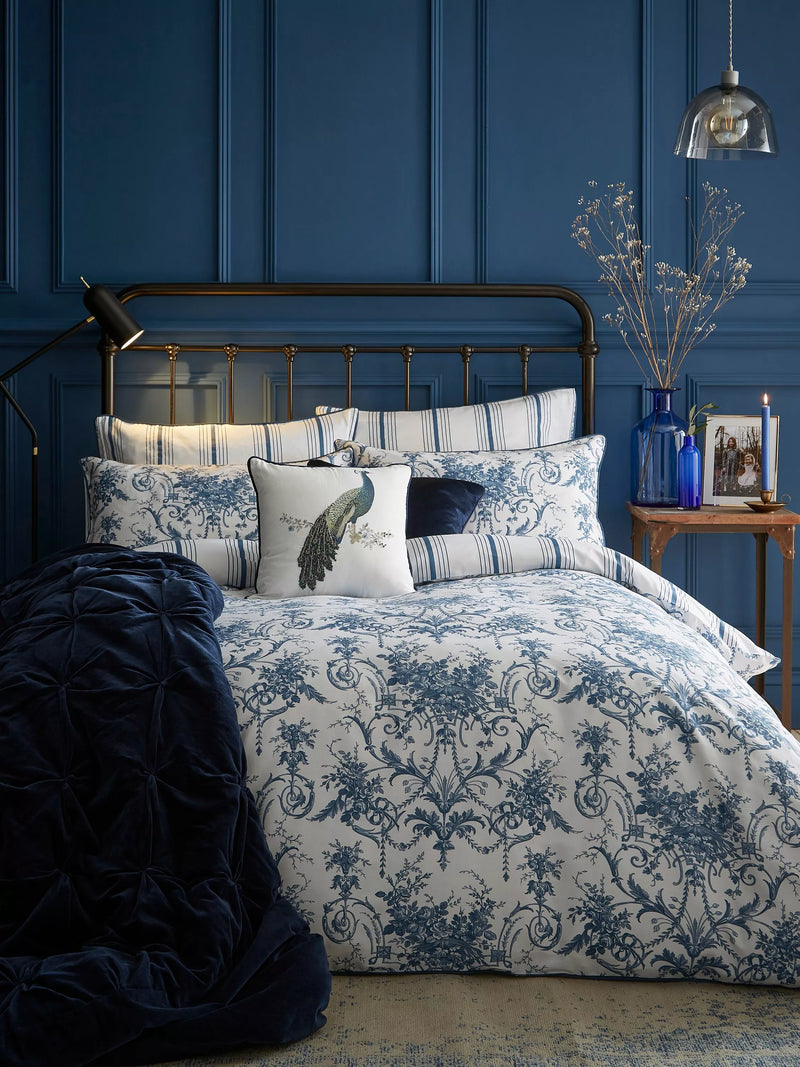Laura Ashley Tuileries reversible 200 thread count duvet cover set, UK version
