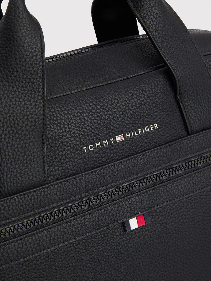Tommy Hilfiger Essential Computer Bag black faux leather, imported from the UK