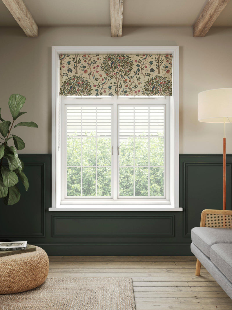 Morris & Co. Kelmscott Tree Tageslicht-Rollo - Britisches Produkt