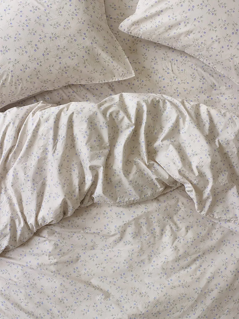 Piglet in Bed floral pillow case pair 50x75cm, imported from the UK