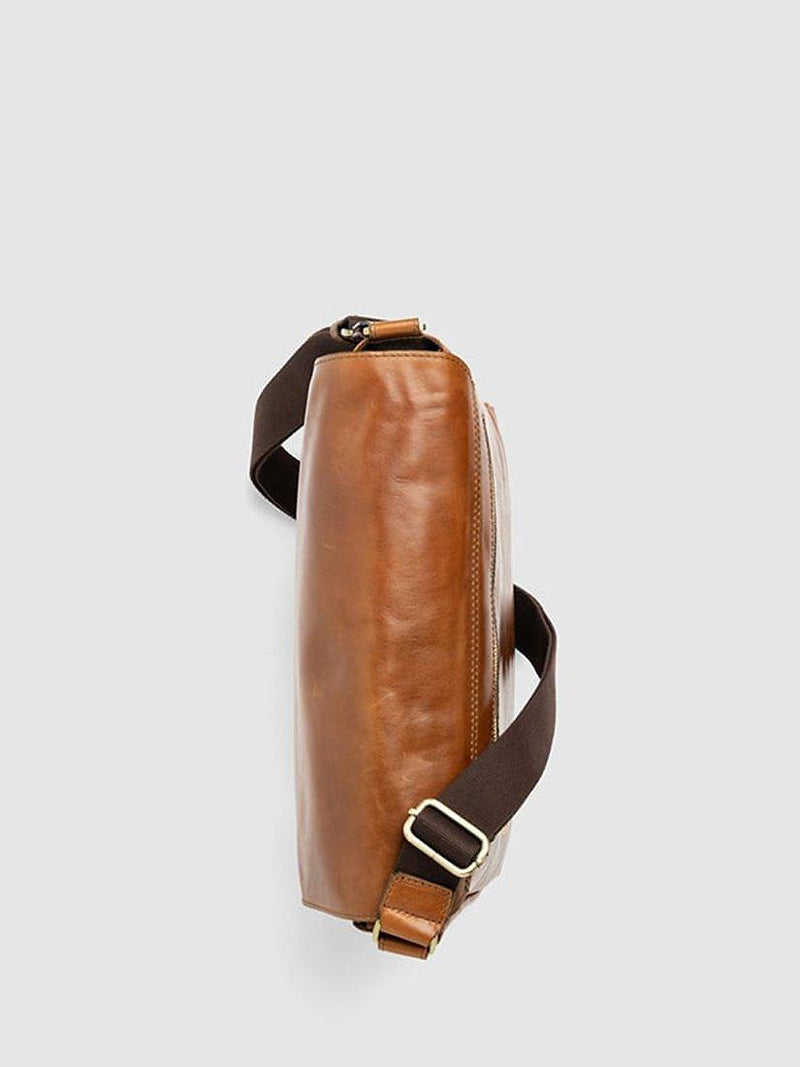 Rodd & Gunn Cambridge leather messenger bag Cognac - British product