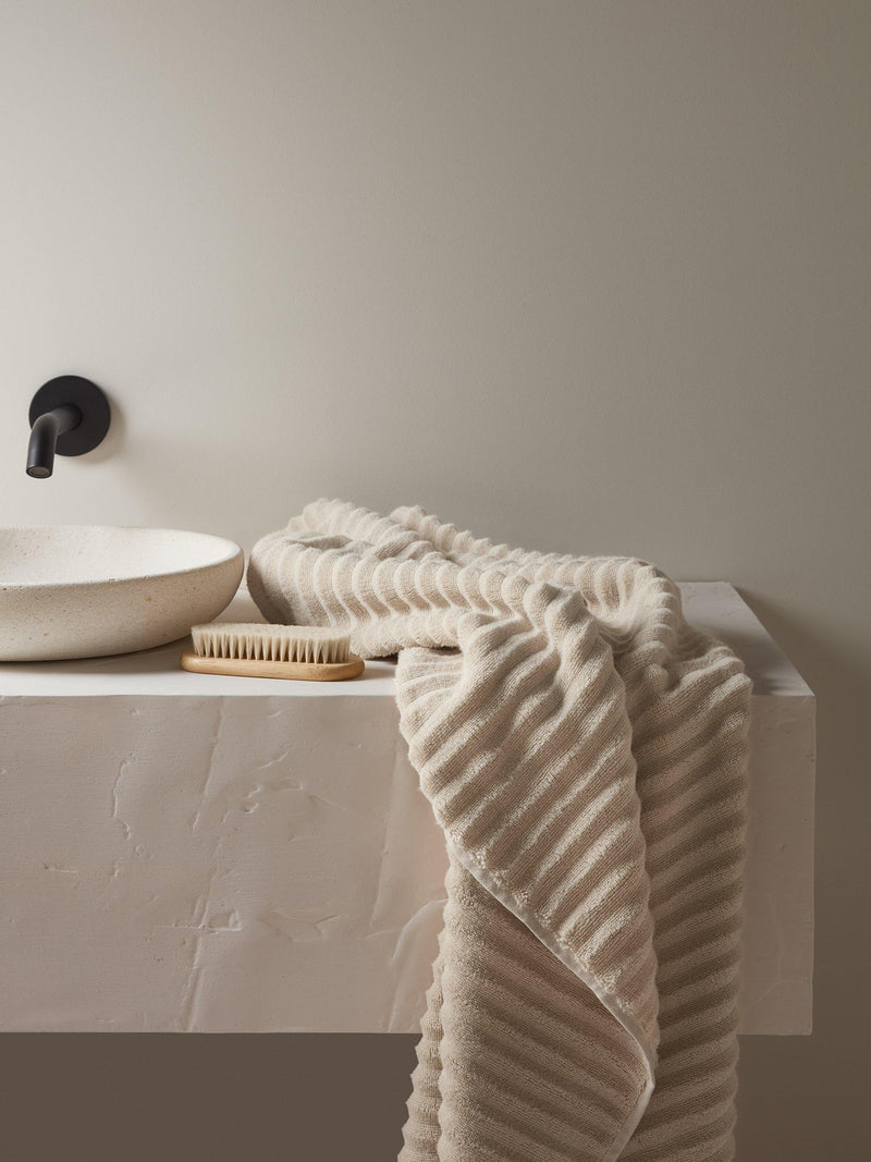 Bedfolk Ripple Cotton Towel 130x70cm - British product