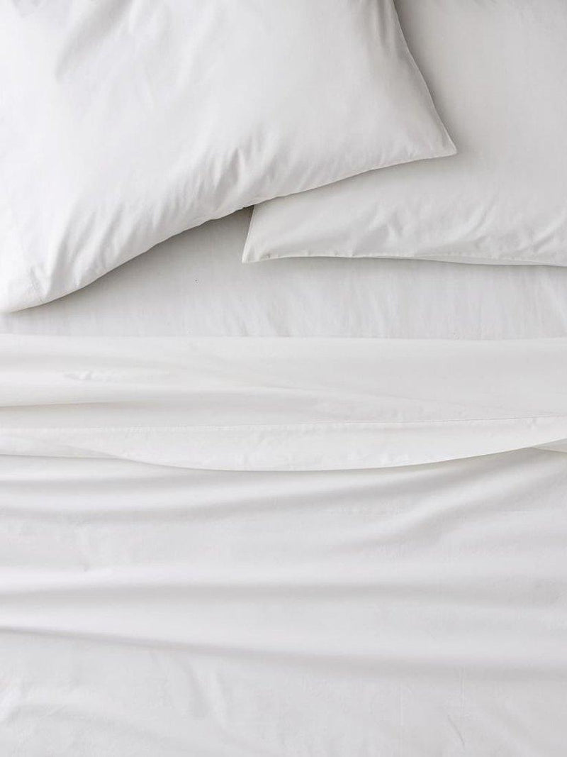 west elm Organic Cotton Fitted Sheet White (British brand)