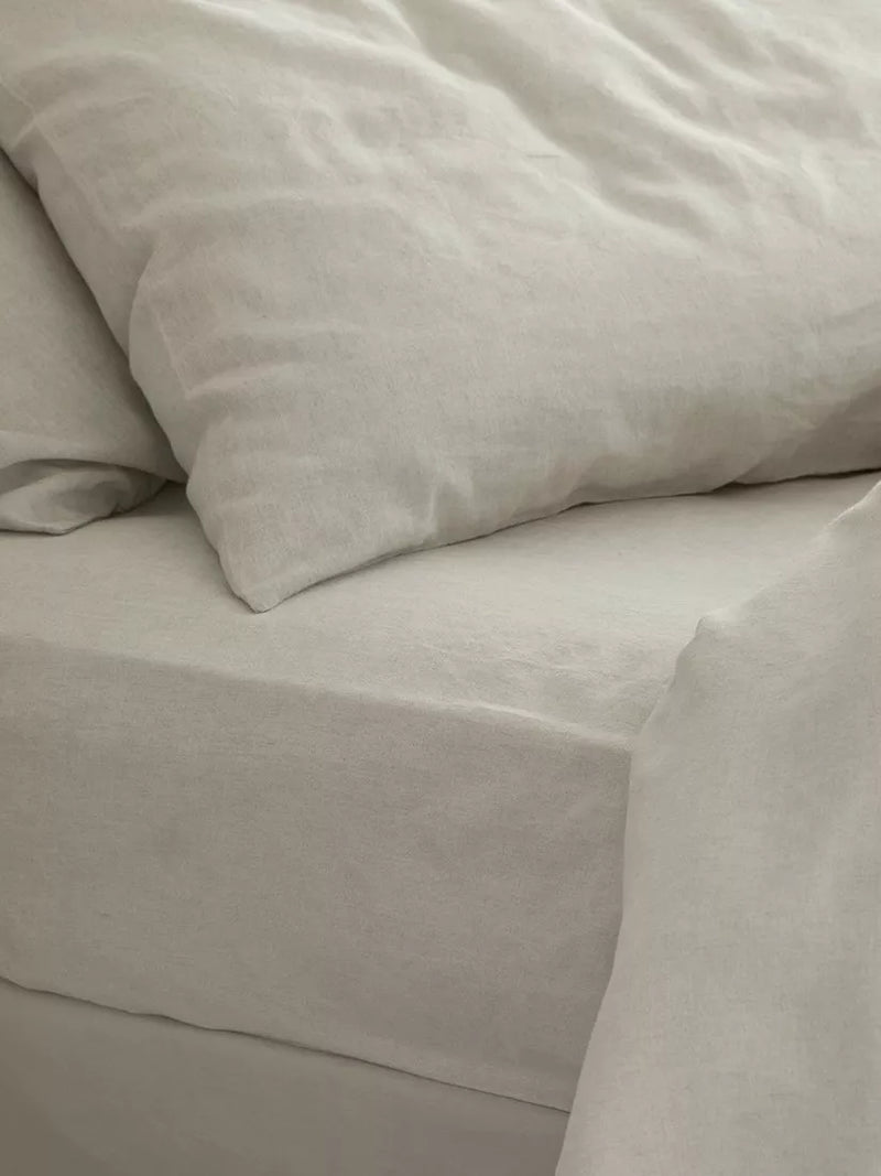 Piglet in Bed Linen Blend Fitted Sheet - Single