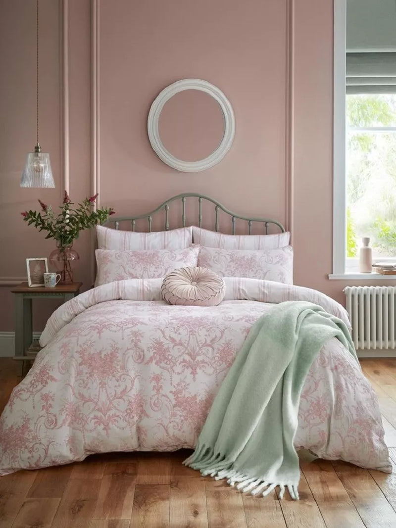 Laura Ashley Tuileries duvet cover set super king, imported from the UK