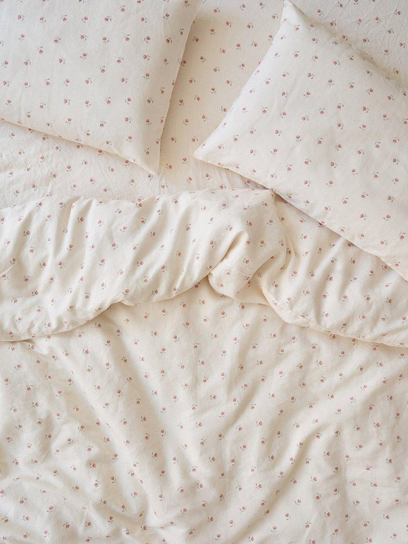Piglet in Bed Posy Bud duvet cover single (British brand)