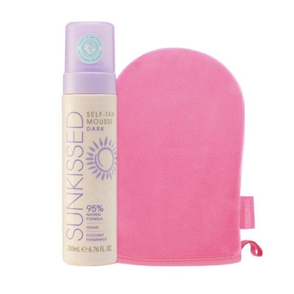 Sunkissed self tan dark mousse and mitt bundle - British product