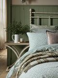 Laura Ashley Sweet Alyssum duvet cover set double size (British brand)