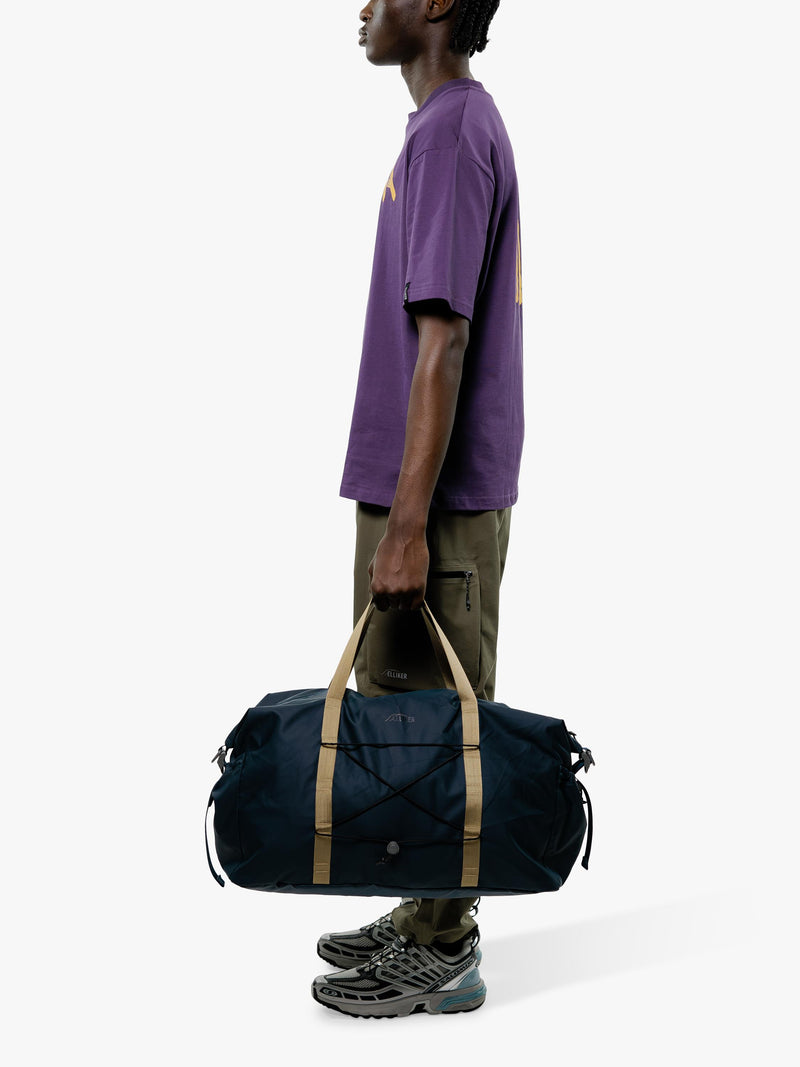 ELLIKER Arten recycled duffle bag 45L - British product