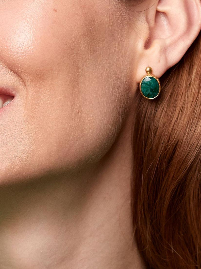 Ottoman Hands Siena emerald stud earrings in gold 1.5cm - British product