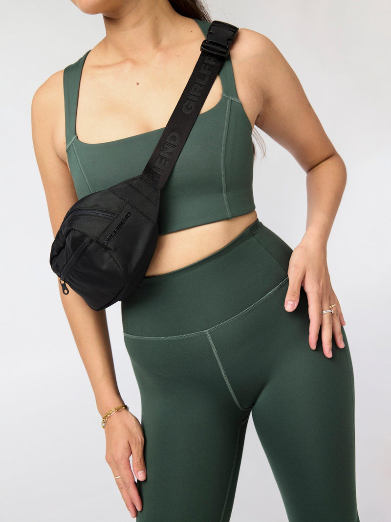 Girlfriend Collective belt bag black, imported from the UK