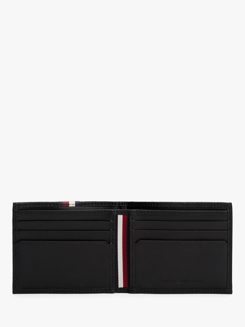 Tommy Hilfiger leather flap over wallet (British brand)