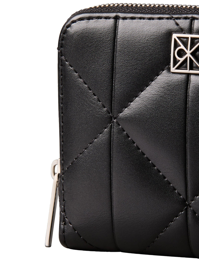 Calvin Klein Logo Plaque Quilted Purse Black - British product
