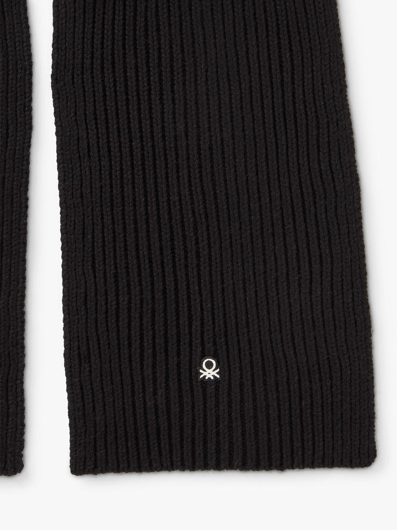 Benetton wool blend scarf black - British product