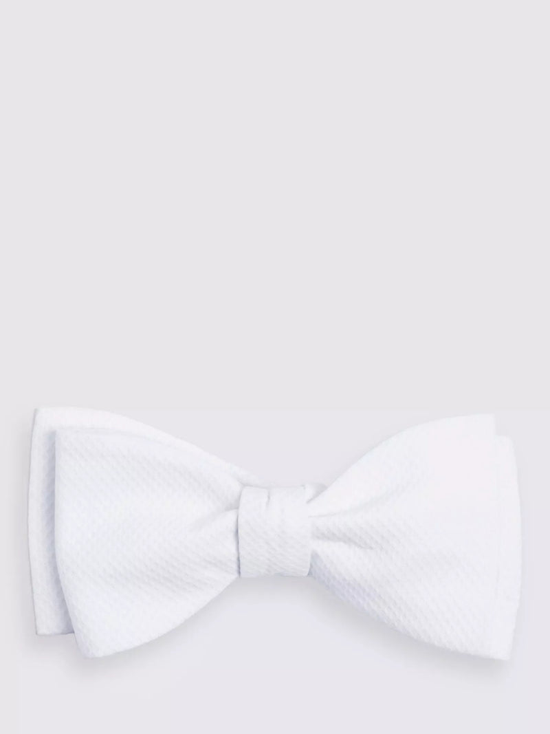 Moss Marcella cotton self-tie bow tie in white (British brand)