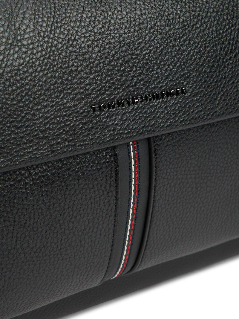 Tommy Hilfiger pebble grain flap pocket duffel bag black - British product