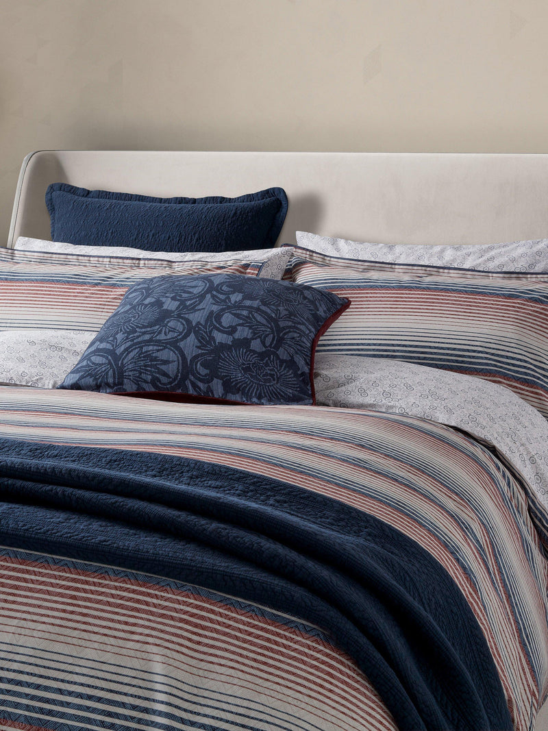 Bedeck of Belfast duvet cover set navy red super king (British brand)