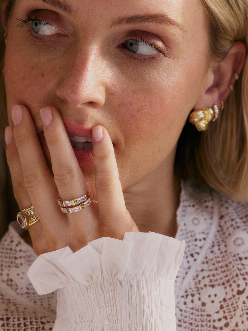Daisy London crystal station band ring gold - British product