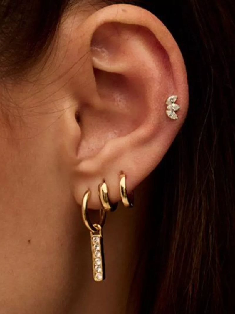 Orelia labret earring marquise fan crystal, imported from the UK