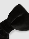 Reiss Hike Velvet Bow Tie Black, UK version