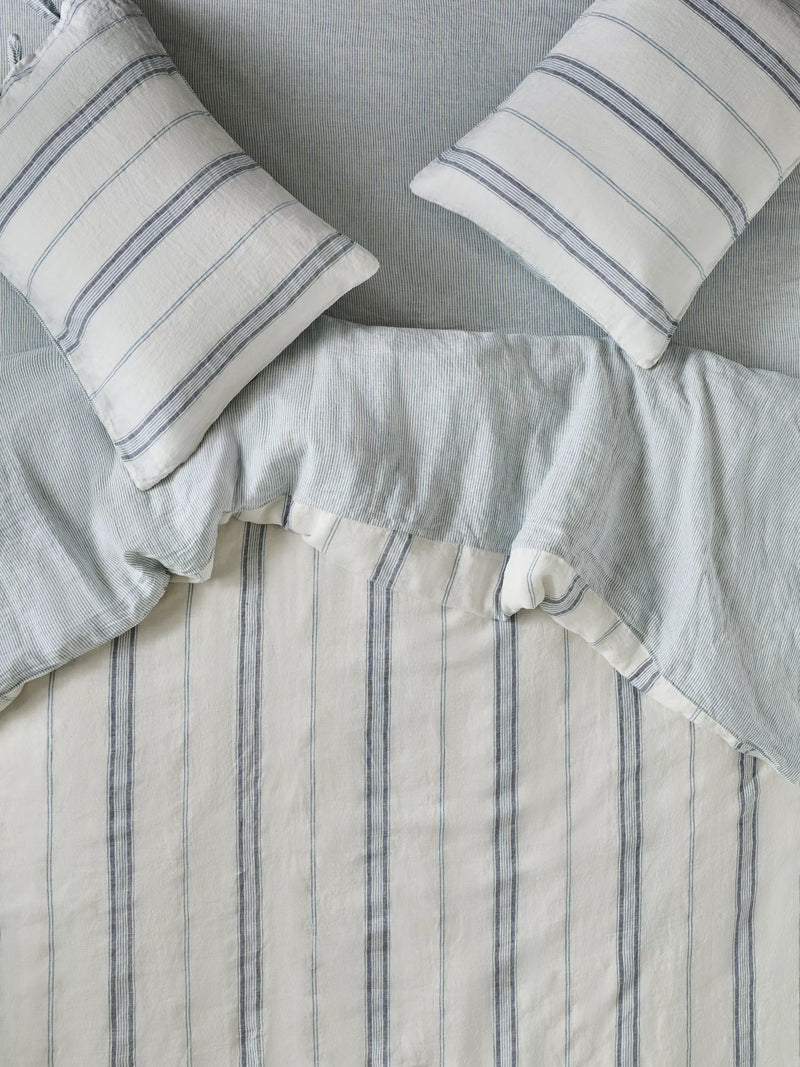 Piglet in Bed linen bedding dusk blue single duvet (British brand)