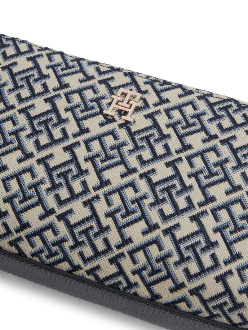 Tommy Hilfiger Ace Monogram camera bag in navy blue, UK version