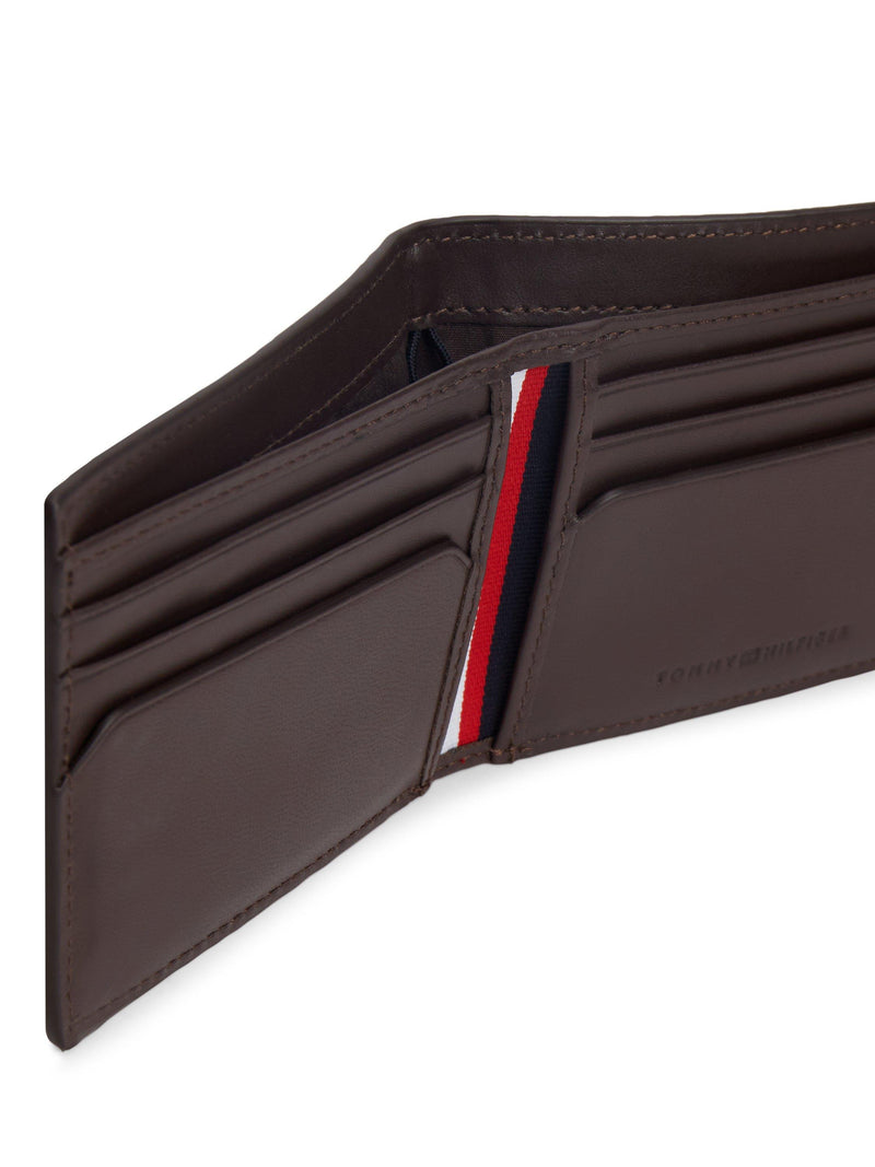 Tommy Hilfiger leather bifold wallet brown, UK version