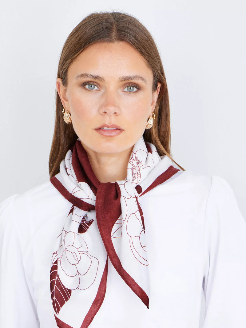 Yumi viscose floral square scarf brown white 67cm, UK version
