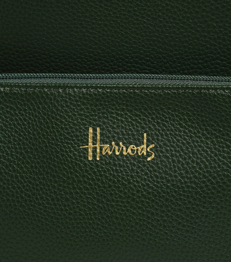 Harrods Fern tote bag pebbled polyurethane imported from the UK