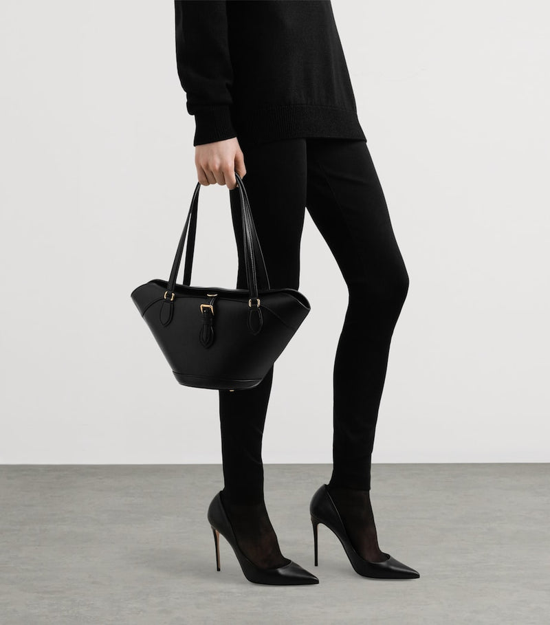 Dolce&Gabbana Capri leather shoulder bag with gold hardware (British brand)