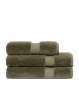 Harrods Yves Delorme Étoile Bath Sheet (92cm x 160cm)- Buy online at McGrocer