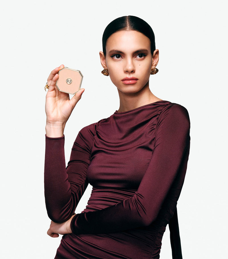 Carolina Herrera Nude Couture Matte Bronzer - British product