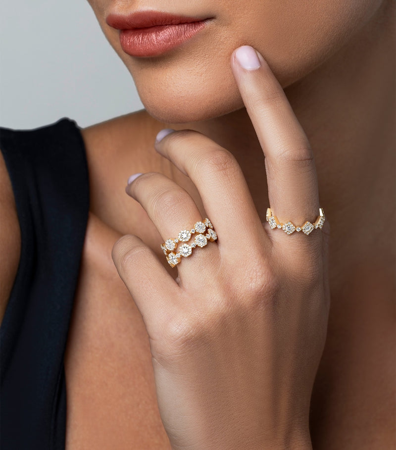 David Morris Triolette oval ring in yellow gold with diamonds - British product