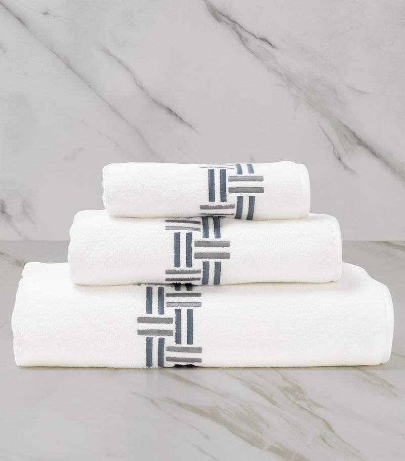Frette Basket Weave bath towel 100cm x 150cm - British product
