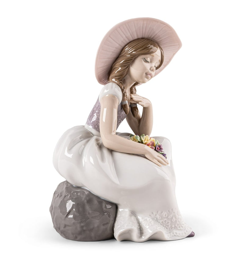 Lladró porcelain spring sculpture pastel hues (British brand)