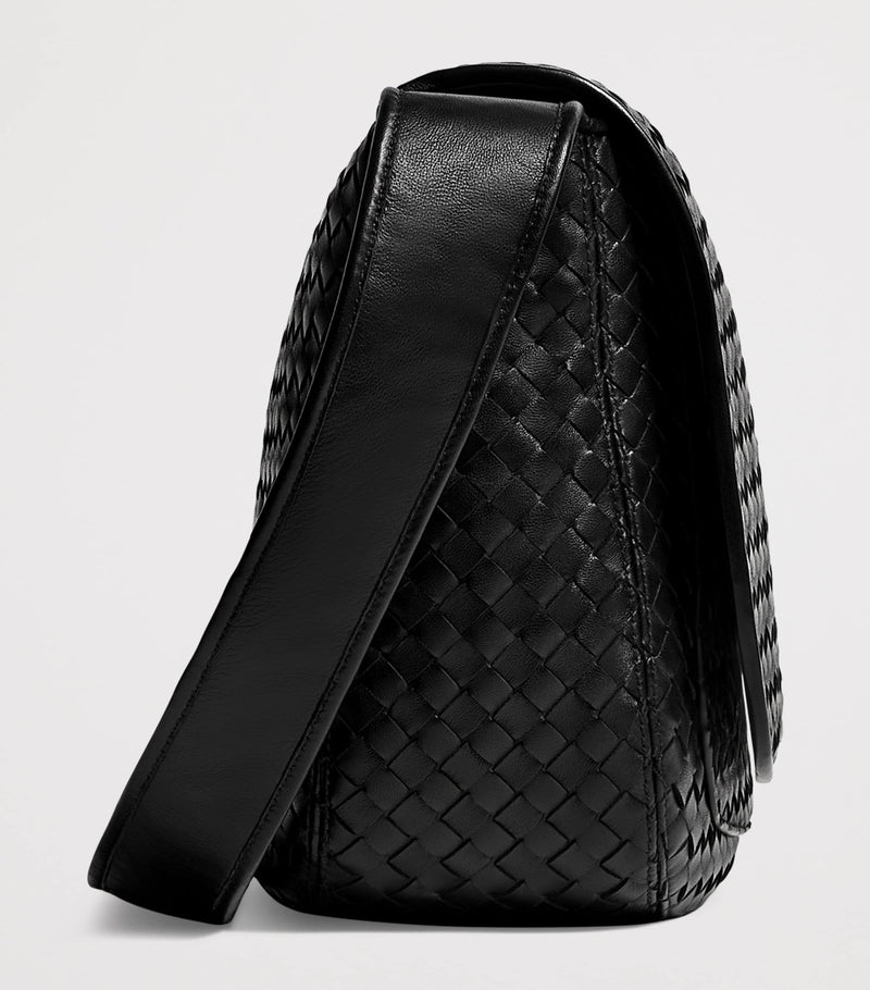 Bottega Veneta large leather Veneto messenger bag, UK version