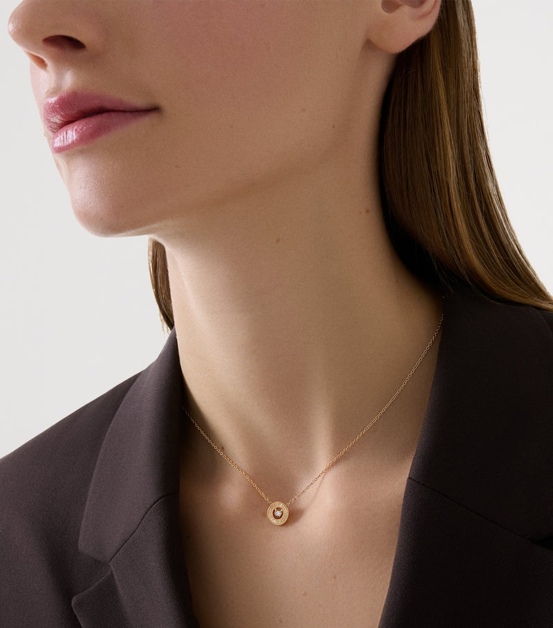 Piaget Possession pendant 18k rose gold with diamond (British brand)