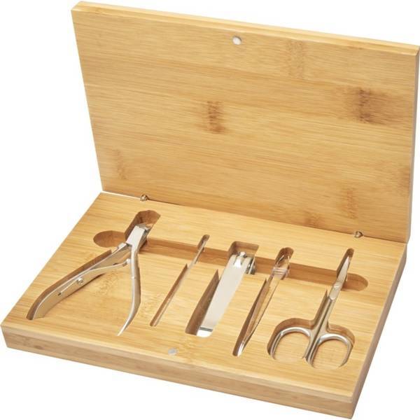 Bullet Ladia Bamboo Manicure Set - British product