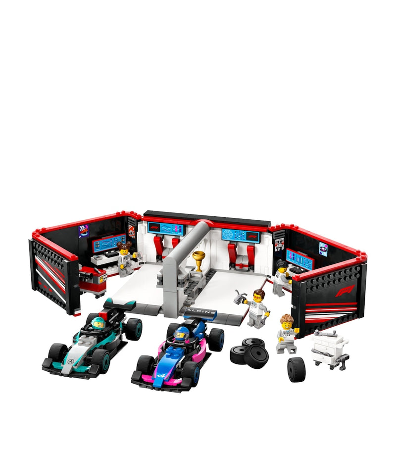 Lego F1 garage and Mercedes-AMG Alpine cars set, UK version