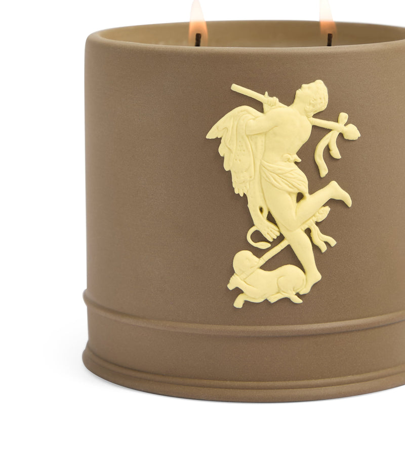 Wedgwood Bacchus Vigour candle 540g - British product