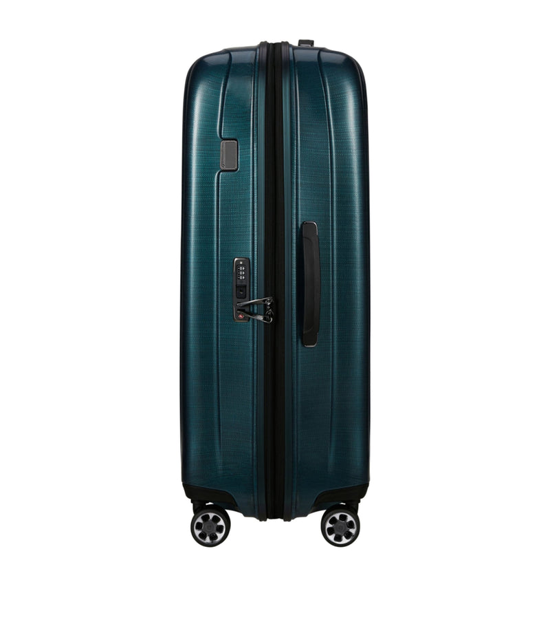 Samsonite Nexis spinner suitcase 82cm, UK version