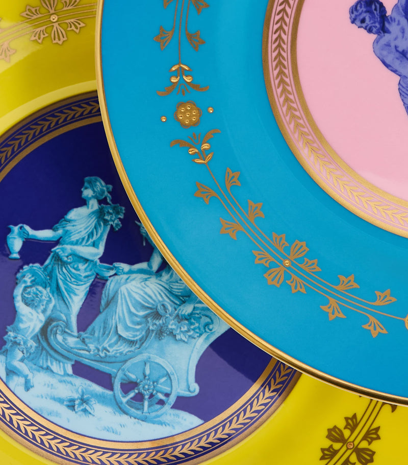 Wedgwood set of two Bacchus plates with gold detailing, 20.6cm diameter (British brand)