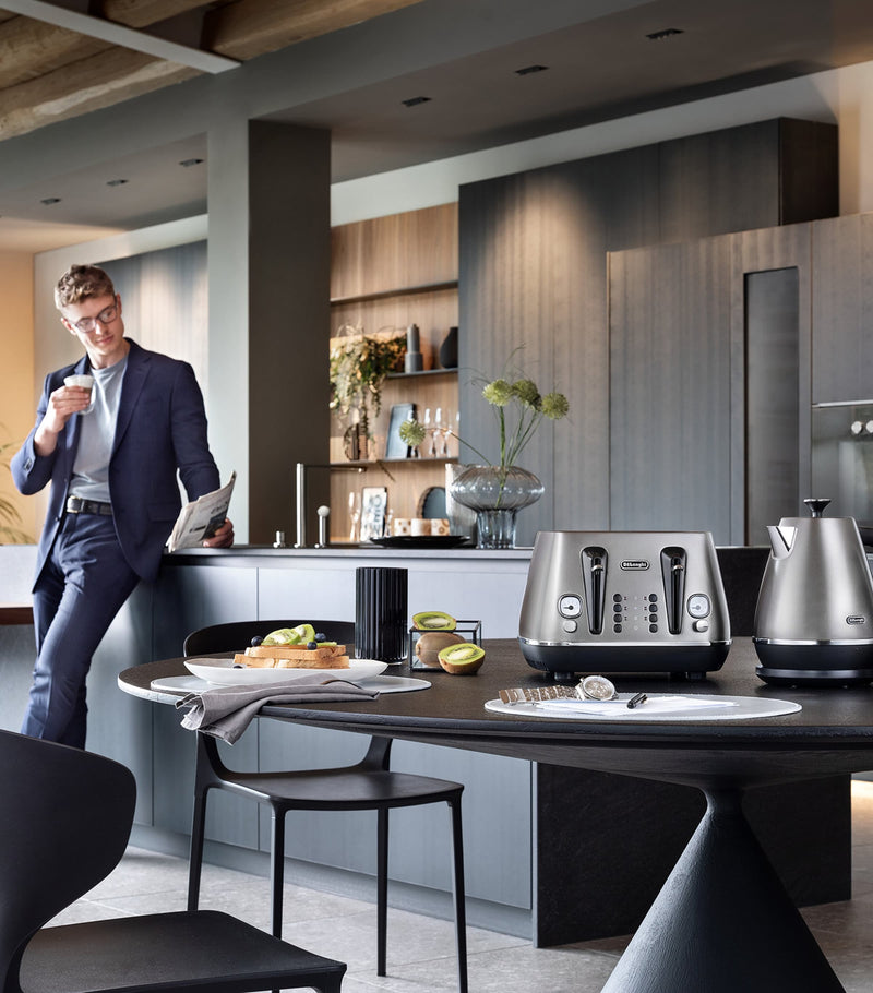 De'Longhi Distinta X kettle 1.7L stainless steel (British brand)