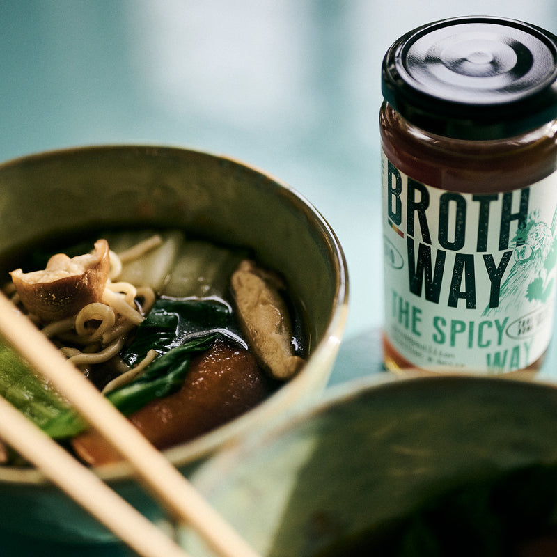 Brothway spicy Thai chicken bone broth 480ml, UK version