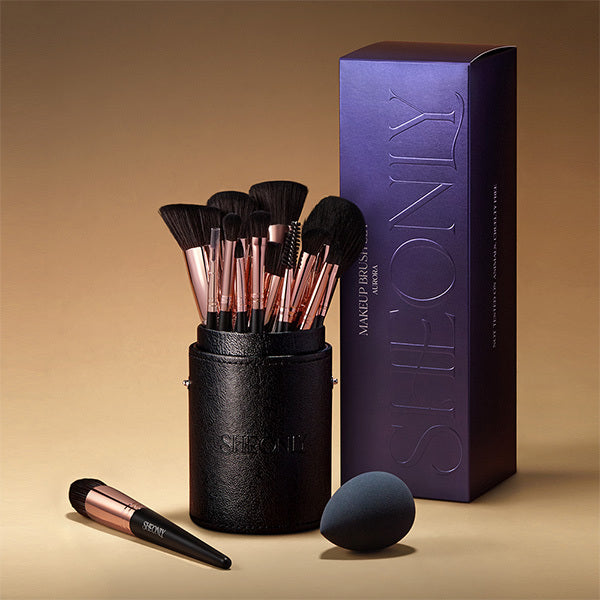 Livingandhome Makeup Brush Set Black 18 Piece, imported from the UK